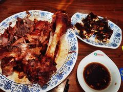 -老天桥酱肉烧饼夹肘子(天桥店)