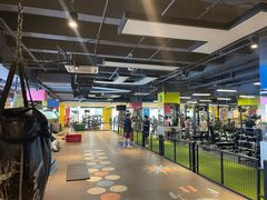 -锐菲特游泳体育健身中心(滨江店)