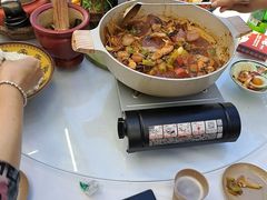 -刘姐啤酒鱼民族演艺餐厅(西街总店)