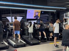 -超鹿运动(五四路恒力城店)