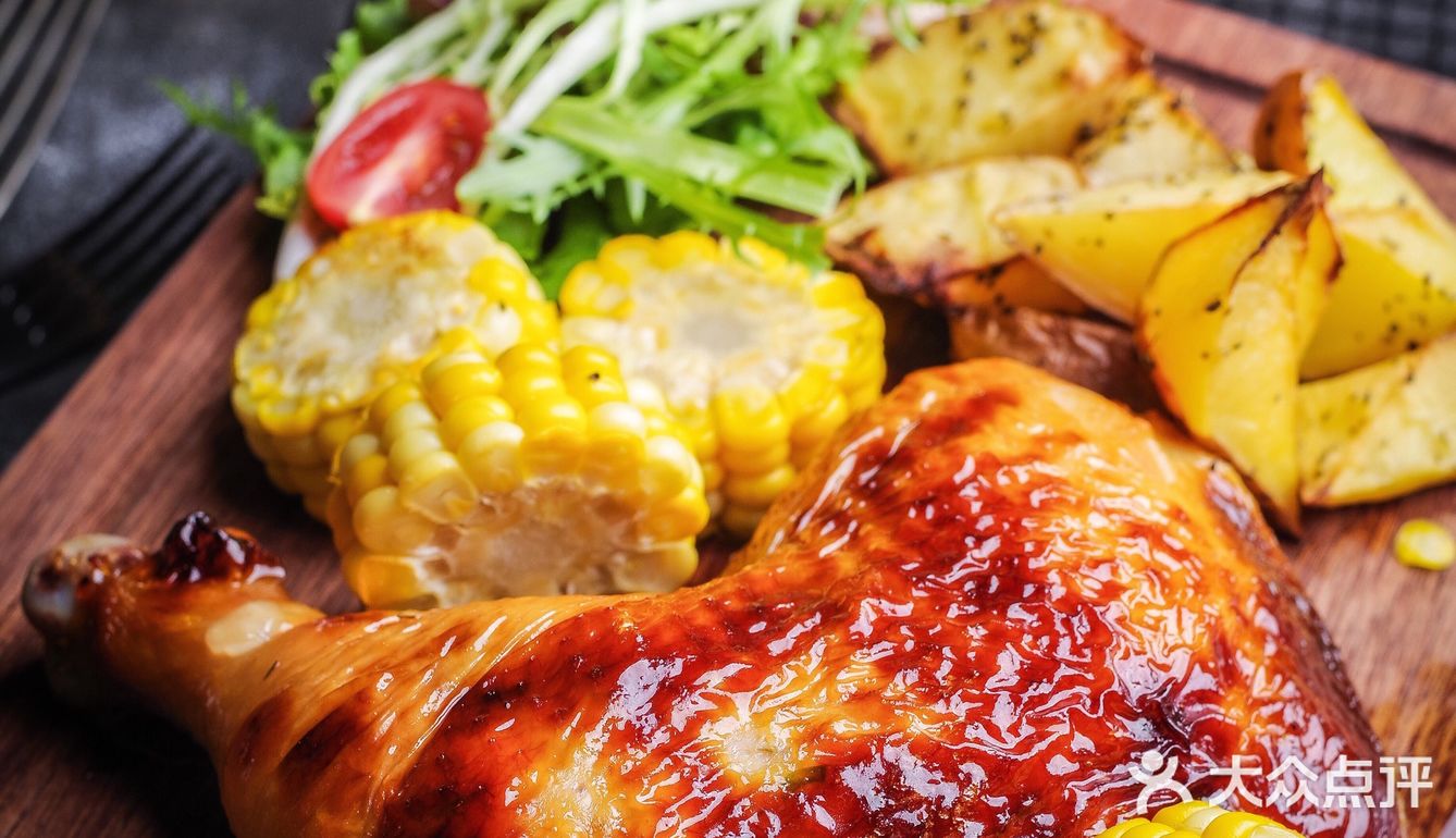 啤酒烧烤的季节