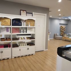 -纤姿俪纳产后恢复连锁机构(世纪东方广场店)