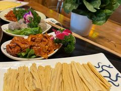 -大龙辣火锅·龙虾·烧烤(湖滨新天地店)