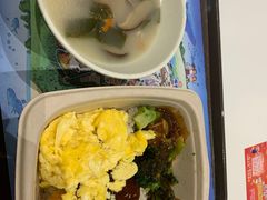 吉列猪扒滑蛋饭-城堡餐厅(长隆海洋王国店)