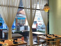 靠窗位-摩登有记·新派泰国菜(银钻广场店)