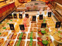 零售区-罗森尼娜(德思勤店)