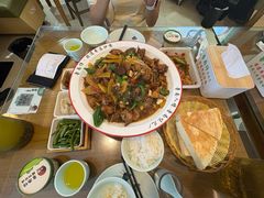 -鲁南仔·滕州炒鸡(经三路店)