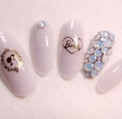 白色也可以那么柔-星美甲