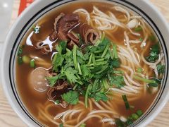 -小马牛肉面·牛骨熬制(南京博物院店)