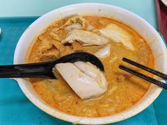 -亚王咖喱鸡米粉面
