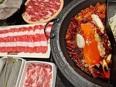 -宽板凳老灶火锅(台湾街店)