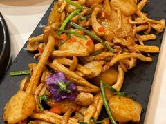 -荟廷·晶萃(陆家嘴尚悦湾店)