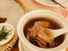 -顺风汤馆·广府粤菜(江宸天街店)
