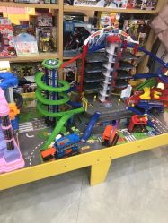 -萌卡Kids共享玩具(方糖店)