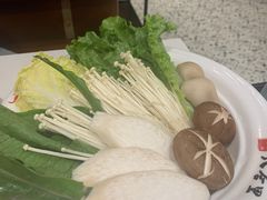 -八合里潮汕鲜牛肉火锅(上海汇智广场店)
