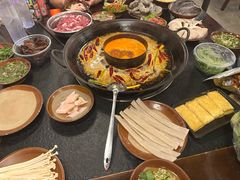 -渝井巷重庆老火锅(沈阳吉祥店)
