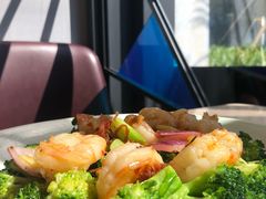 -港丽餐厅(高德置地店)