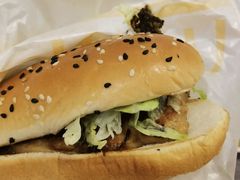 腊味菜菜堡-麦当劳(塘厦蛟坪路DT店)