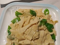 尖椒干豆腐-华竹饭店(中央大街店)