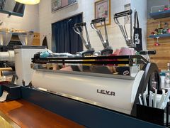 -Be Lived Cafe比例咖啡(摩天轮店)