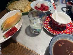 -尚尚仙·酸汤猪手·猪肚鸡火锅(华联万柳购物中心店)