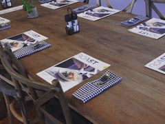 -ROAST coffee & eatery