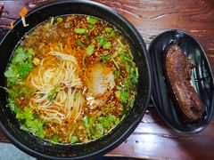 -一品飘香米线(一中总店)