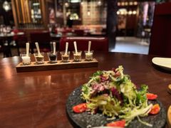 -恰餐厅及酒吧 CHAR Bar & Grill (北京丽都皇冠假日店)