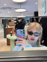 -PE SALON