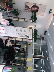 -尚艺造型.剪烫染.接发