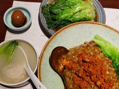 -蟹黄鱼·海派深夜面馆(巨鹿路店)