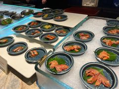 -半岛翡丽海鲜自助餐厅(观风亭店)