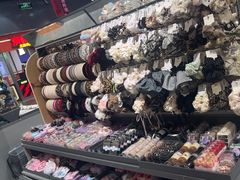 -潮品挚尚(五角场苏宁易购店)