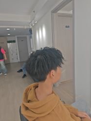 -LILI·HAIR SALON理理造型