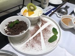 -红鼎豆捞·非遗鲍皇汤火锅(宝丰路店)