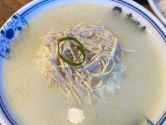 鸡汤饭-肖四女·江湖菜(临港店)