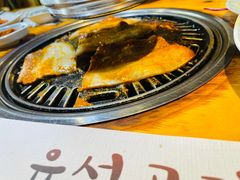 -唯成•韩国炭火烤肉 유성고기