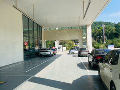 -山东鸿发申鲁上汽大众4S店