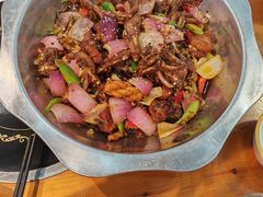 -休记光头香辣蟹干锅(绵竹店)