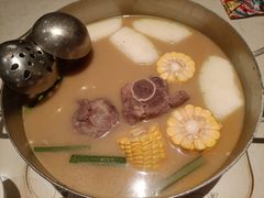 -肥仔文澳门猪骨煲(南京西路店)