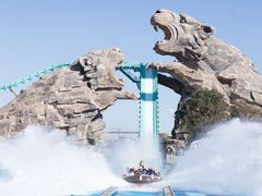 -七彩云南欢乐世界