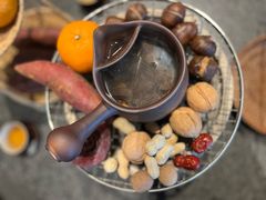 围炉煮茶-隐秀山居酒店大堂吧