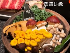 -三出山火锅(万象天地店)