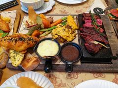 -Mark&Mars Restaurant