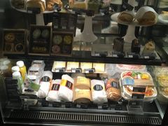 面包甜点陈列柜-星巴克(北京天坛东路店)