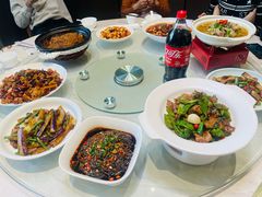 -鑫巴蜀小镇 · 水煮鱼专研店(玉桥店)