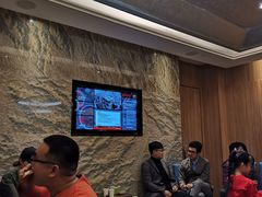 等位区-海底捞火锅(万丰桥店)