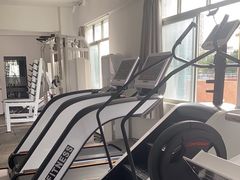 -RM GYM健身私教馆(白云元立方创意园店)