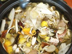 -菌之家·专业纯野生菌火锅·特色炒菌