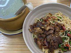 -万方圆拌粉瓦罐汤(九江湖滨店)